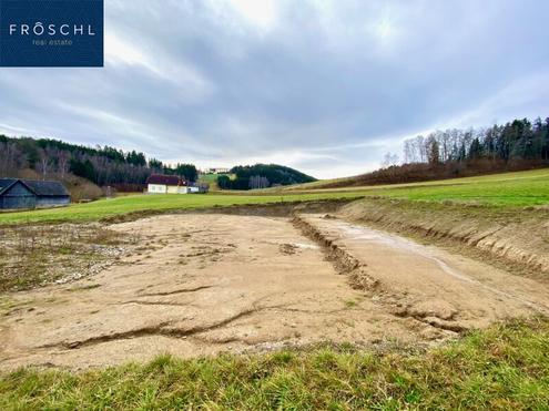 Besonderes Baugrundstck in Uttissenbach bei Zwettl - 4.519  Grundstcksflche im Grnen