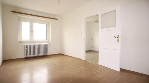 2-Zimmer-Wohnung in Gmünd mit Stellplatz und Einbauküche!