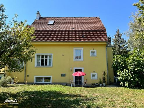 Ein-/Mehrfamilienhaus in Baden - Grozgiger Wohnkomfort mit wunderschnem Garten