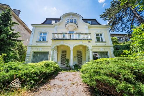 Historische Villa mit Studie fr Ausbauprojekt in Grinzinger Bestlage