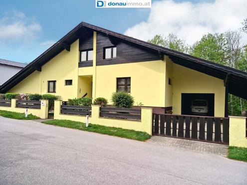 Gepflegtes Einfamilienhaus mit ca. 4000 m Grundstck, teils bewaldet, in bester Wohnlage von Gloggnitz-Enzenreith