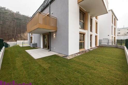 Moderne bezugsfertige Gartenwohnung in Purkersdorf: 77.76 m², 3 Zimmer, Tiefgarage, Grünlage