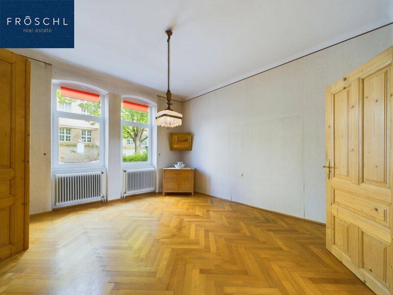 Schlafzimmer 1 im EG