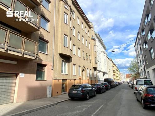 Großzügig geschnittene, moderne 2-Zimmer-Wohnung