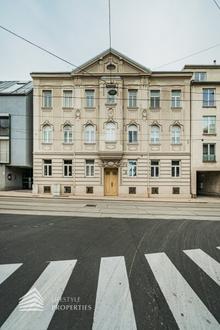 Parifizierter Rohdachboden in Meidling