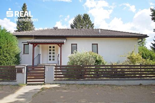 Sonnenland Burgenland! Traumhafter Bungalow mit Vollkeller und Carport in toller Lage!