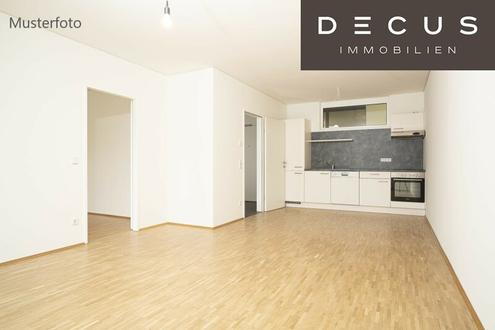 | 2 MONATE MIETZINSFREI | BALKONWOHNUNG AM HAUPTBAHNHOF | 2 ZIMMER