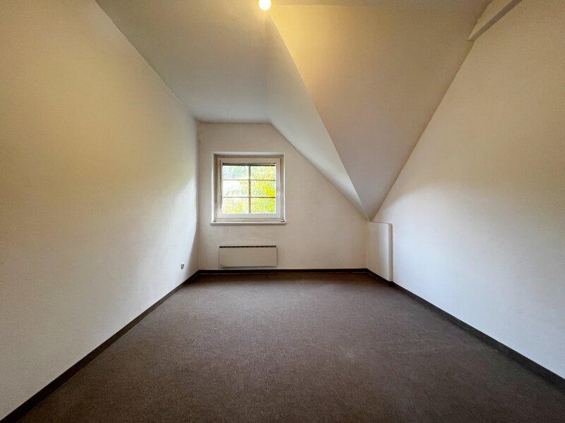 Zimmer nach Sdosten im Dachgescho