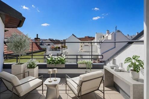 ERSTBEZUG NACH GENERALSANIERUNG: klimatisierte 3-Zimmer-DG-Wohnung mit hofseitiger Terrasse nahe U3 Linie