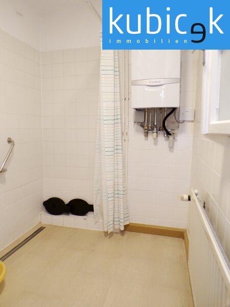 Badezimmer EG