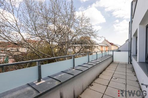 Stylische ALTBAU TERRASSENWOHNUNG ohne Gegenüber | PARKBLICK | Ca. 2 Min. zur U4 SCHÖNBRUNN | Ca. 15 Min. in den 1. Bezirk