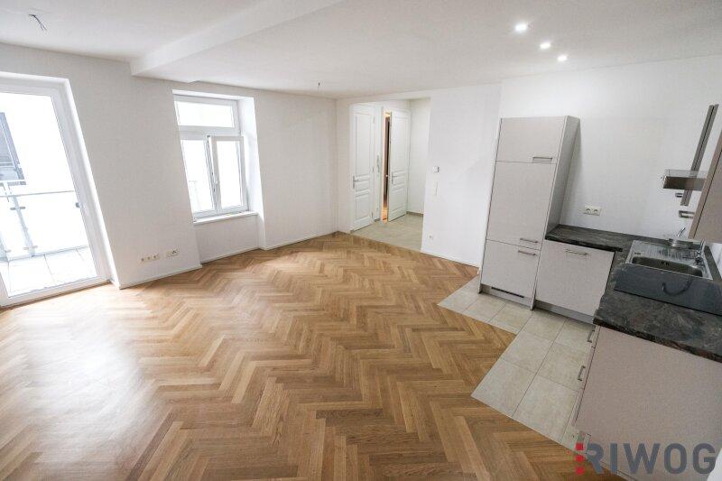 Wohnzimmer unm�bliert