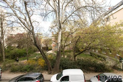 Sanierte STILALTBAU-WOHNUNG | PARKBLICK | KEIN DIREKTES GEGENÜBER | Ca. 2 Min. zur U4 SCHÖNBRUNN | Ca. 15 Min. in den 1. Bezirk