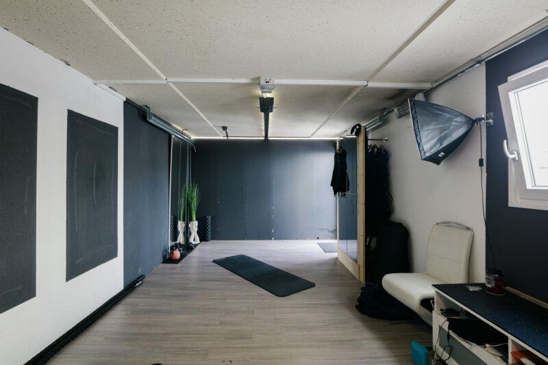 Garage (Fitness-/Hobbyraum)