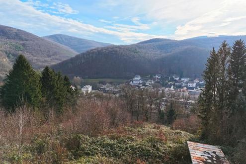 Baugrund in Sdlage am Sagberg - TEILBAR in drei Parzellen!