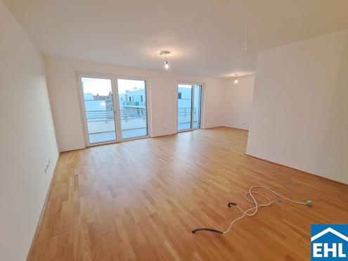 Großzügige Freiflächen: Loggia, Balkon, Terrasse oder Garten