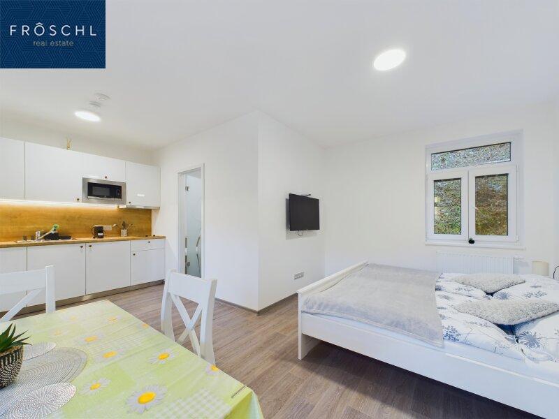 Top 4 - Blick vom Wohnzimmer Richtung Bett