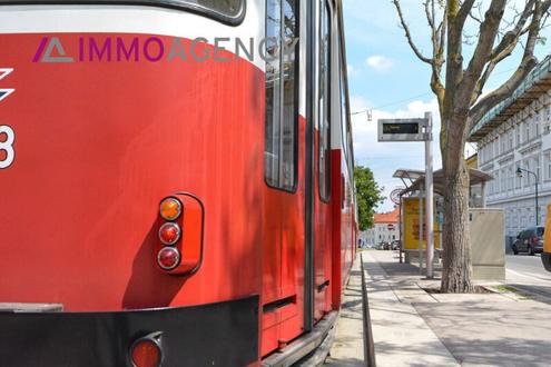 Erstbezug nach Sanierung - hochwertige 2 Zimmer Altbauwohnung Nähe Nußdorfer Platzl