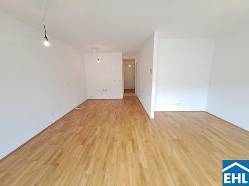 Großzügige Freiflächen: Loggia, Balkon, Terrasse oder Garten