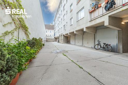 2 Zimmer, Fubodenheizung, Einbaukche, befr. vermietet