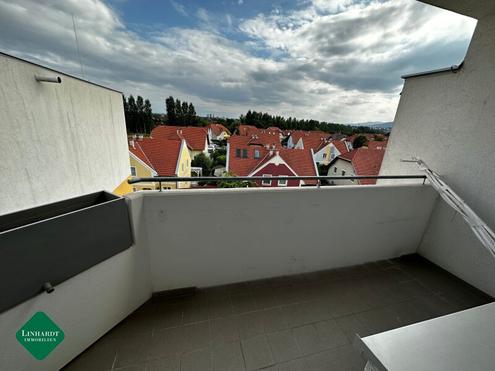 4 Zimmer-Eigentumswohnung mit Loggia
