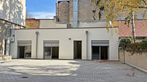 Modernes Hofgebäude mit Terrasse in ruhiger Lage - Ideal für Familien