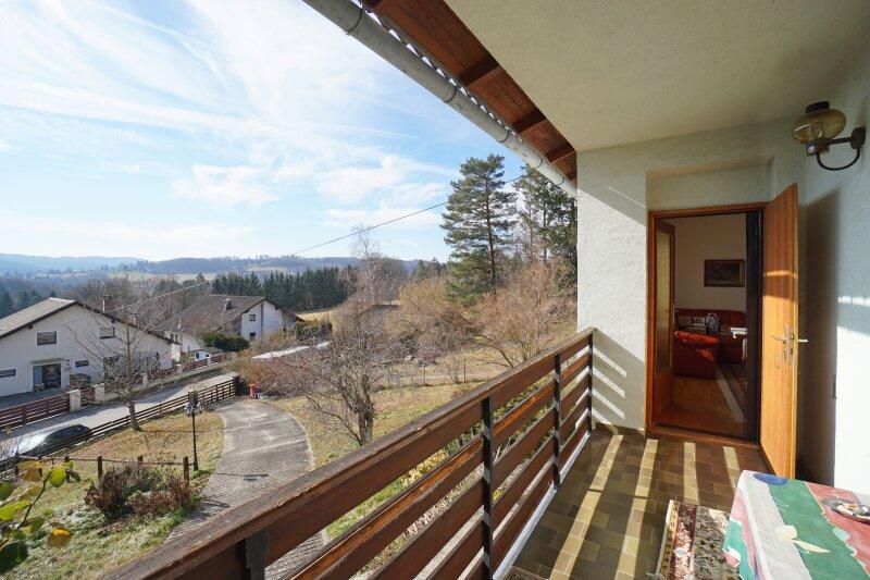 sdlich ausgerichteter Balkon