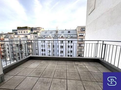 Provisionsfrei: Sonnige 77m² DG-Maisonette + 9m² Terrasse und 3 Zimmern - 1060 Wien