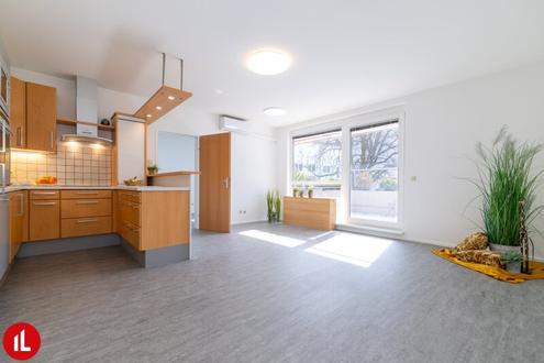 SCHWECHAT | DAS BESTE HAUS AM HAUPTPLATZ | 50m² TERRASSENTRAUM  | DIREKT BEIM SCHLOSSPARK