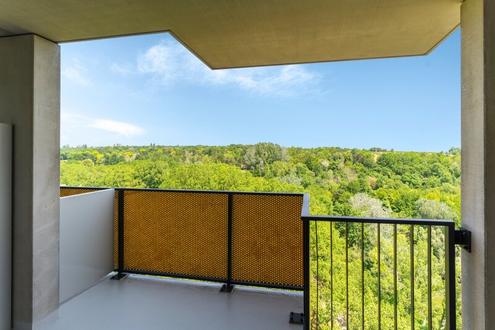 Letzte Chance! Blick in den grünen Kurpark direkt an der U1!