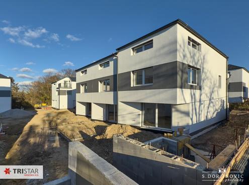 NEU! ++ KEIN BAURECHT, KEINE PACHT ++  ZIEGELMASSIV ++ BEZUGSFERTIG ++ 12 REIHENHÄUSER & 2 EINZELHÄUSER ++ 2 PKW-STELLPLÄTZE PRO HAUS ++ GARTEN & TERRASSE ++ SCHLÜSSELFERTIG ++ FISCHAMEND ++