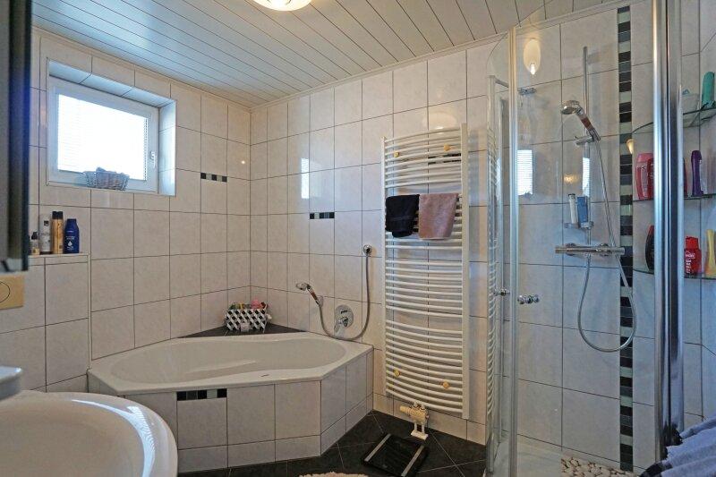 Badezimmer im Erdgescho