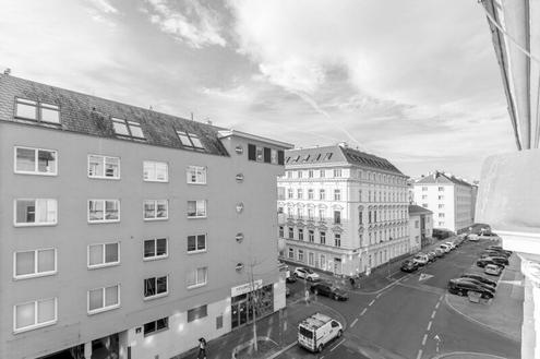 Wohnungspaket (7 Wohnungen) inkl. Rohdachboden - sanierungsbedürftig