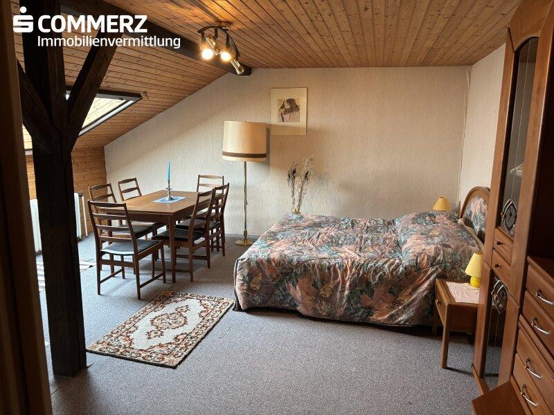 Zimmer 2 OG