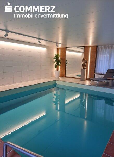 Indoor Pool (KI optimiert)