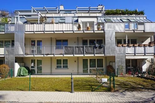 Moderne Familienwohnung mit Eigengarten - Hauptplatznhe