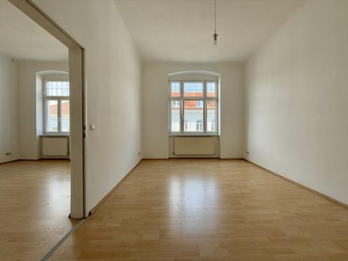 Charmante und zentral begehbare 2 Zimmer Wohnung | Top angebunden
