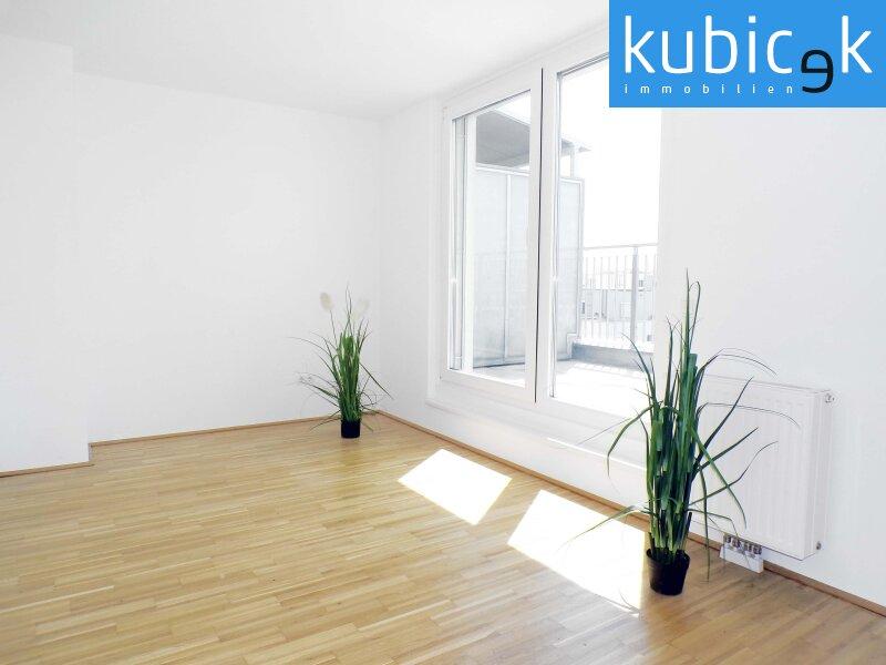 Schlafzimmer mit Ausgang zur Terrasse