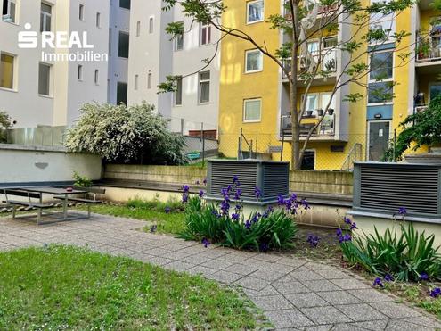 IDEAL EINGETEILTE 2 ZIMMER WOHNUNG - SOFORT VERFÜGBAR
