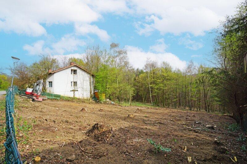 vom nordwestseitigen Grundstckseck ber das Grundstck