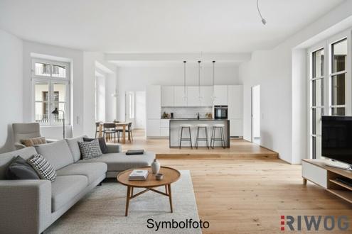 **Traumwohnung mit Balkon und 3.55m Raumhöhe in ehemaliger Fabrik**