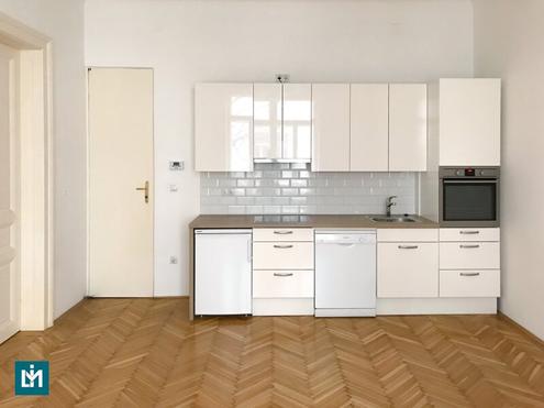 Sanierte 2-Zimmer-Altbauwohnung in zentraler, ruhiger Lage