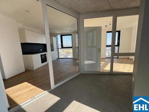 Erstbezug! 3 getrennte Zimmer mit Wohnküche ++ WG geeignet ++