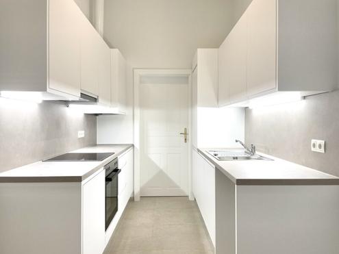 Wunderschön sanierte Altbauwohnung am Getreidemarkt | 1-Zimmer + Kabinett | getrennte Küche