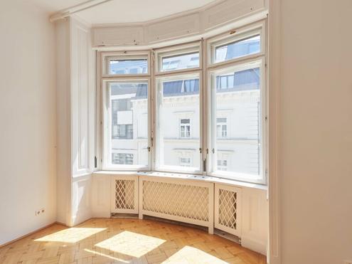 Eleganter Altbau mit Raumhöhe und Struktur - 6 Zimmer in bester Lage bei Karlskirche & Belvedere