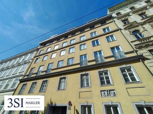 Anlagemöglichkeit mit konstanter Rendite und Potential! Unbefristet vermietete Altbauwohnung mit Balkon in beliebter Lage beim Schlossquadrat