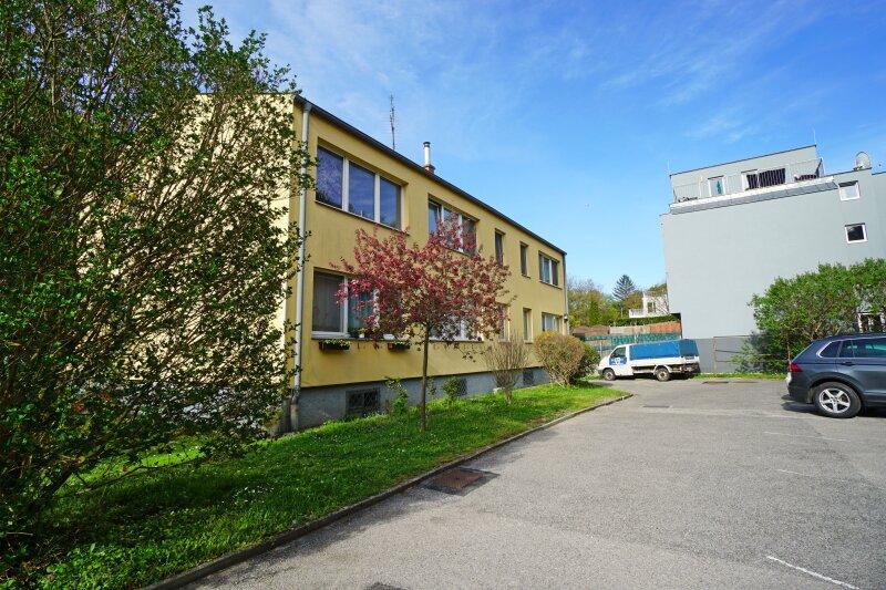 sdseitige Hausansicht