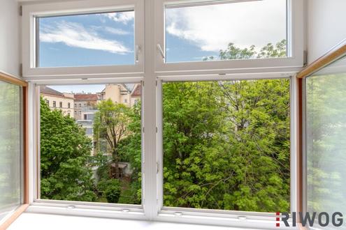 Südseitige Altbauwohnung mit traumhaftem Grünblick | Prachtvolles Jahrhundertwendehaus | Nähe Schloss Schönbrunn
