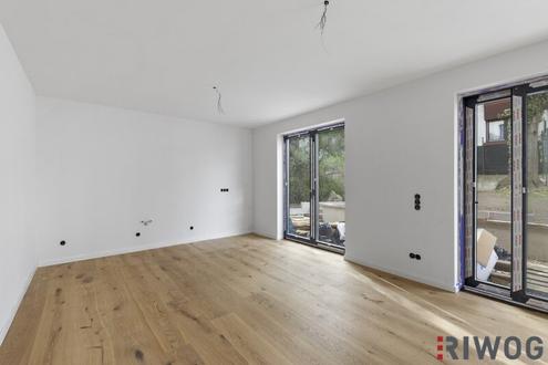 NEUES EINFAMILIENHAUS + 140m² SÜD-GARTEN | 5 MIN vom BHF MEIDLING (U6/S-Bahn) | LUFTWÄRMEPUMPE | RUHELAGE | NUTZUNGSRECHT 250m² Grünfläche
