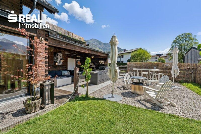 Grillbereich mit Outdoorküche